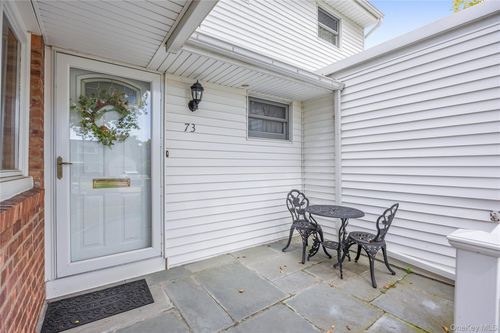 73 Patton Blvd, New Hyde Park, NY, 11040-1724 | Card Image