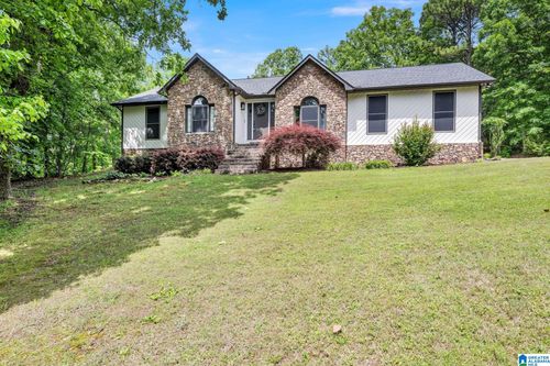 6113 Fawnhurst Dr, Anniston, AL, 36206-1073 | Card Image