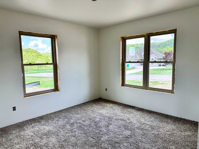 38069 Red Cedar Cir, Home with 3 bedrooms, 2 bathrooms and null parking in PRAIRIE DU CHIEN WI | Image 11