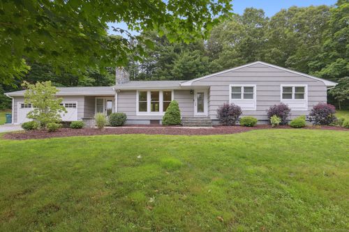 40 Chestnut Ln, Hamden, CT, 06518-1604 | Card Image