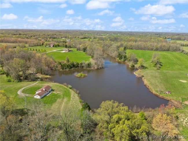 1110 W Helton Rd, Home with 3 bedrooms, 3 bathrooms and null parking in Scottsburg IN | Image 66
