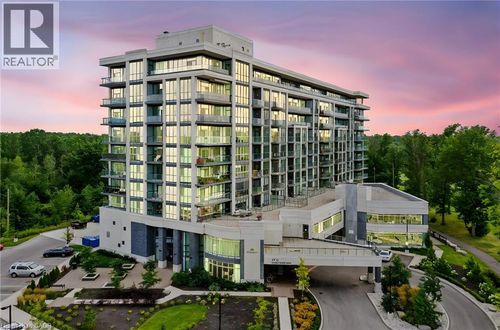 813-7711 Green Vista Gate, Niagara Falls, ON, L2G0Y9 | Card Image