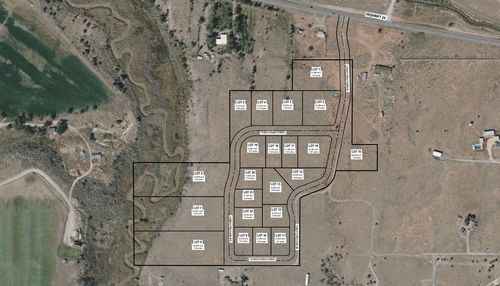 10-925 W 100 S, Torrey, UT, 84775 | Card Image