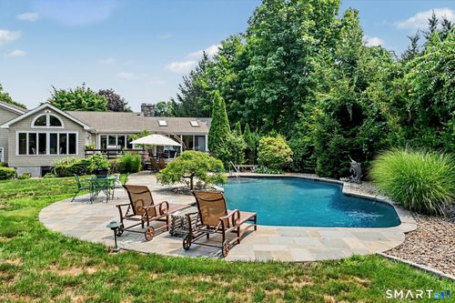 29 Old Logging Rd, Stamford, CT, 06903-4808 | Card Image