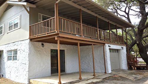 1385 Pebble Beach Rd, Lakehills, TX, 78063 | Card Image