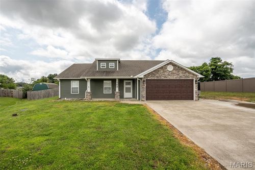 103 Lincoln Dr, Poplar Bluff, MO, 63901-9075 | Card Image
