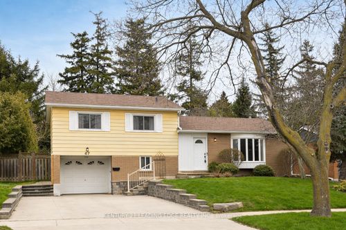 47 Wootten Way N, Markham, ON, L3P2Y3 | Card Image