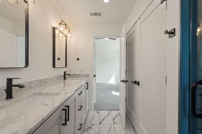 2 - 7603 Creston Ln, House other with 2 bedrooms, 3 bathrooms and 4 parking in Austin TX | Image 16