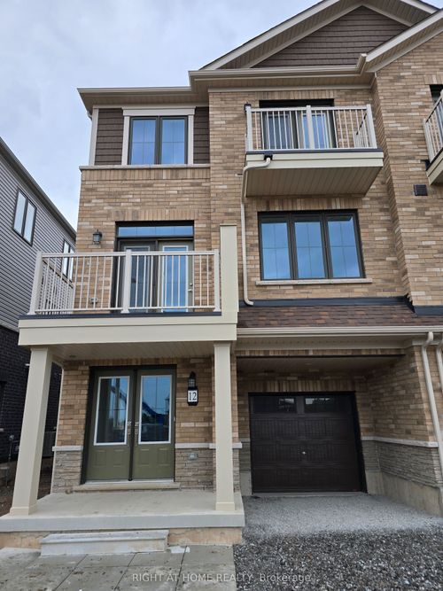 12 Feather Road, Welland, ON, L3B0P3 | Card Image
