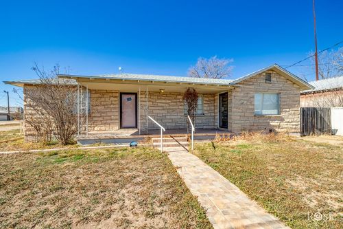 908, 910 Ave G, Ozona, TX, 76943 | Card Image
