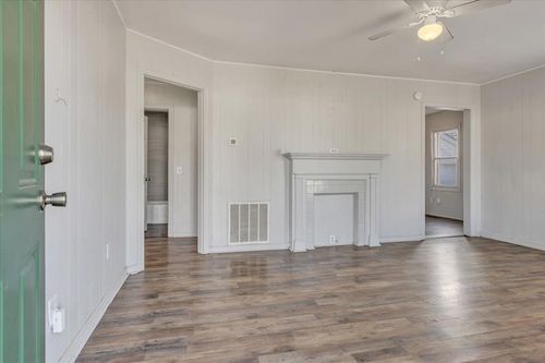 320 E Fairchild Dr, Midwest City, OK, 73110-5712 | Card Image