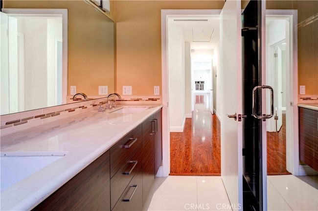 202 Edwards Pl, House other with 3 bedrooms, 4 bathrooms and 2 parking in Glendale CA | Image 14