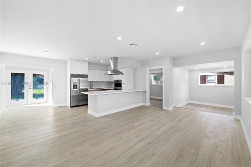8560 Sw 126th Ter, Miami, FL, 33156-5815 | Card Image