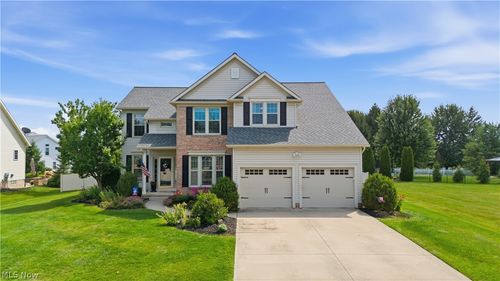2028 Brighton Ln, Stow, OH, 44224-6063 | Card Image