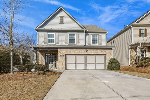 6496 Crosscreek Ln, Flowery Branch, GA, 30542-5299 | Card Image