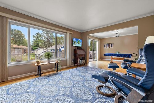 5970 Slate Dr, Troy, MI, 48085-3883 | Card Image