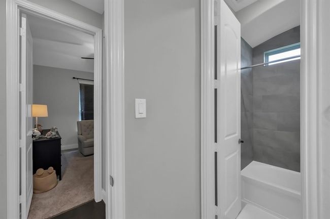 31268 New Forest Park Ln, House other with 4 bedrooms, 2 bathrooms and 3 parking in Spring TX | Image 37