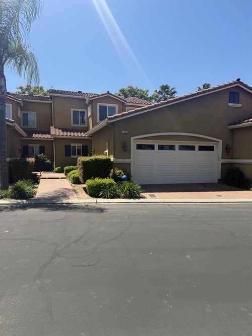 17022 Grand Island Ct, Chowchilla, CA, 93610-9467 | Card Image