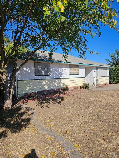 2720 Sunset Lane, Antioch, CA, 94509 | Card Image