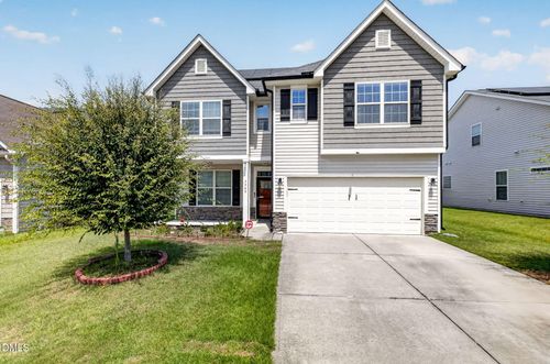 7569 Oakberry Dr, Raleigh, NC, 27616-8202 | Card Image