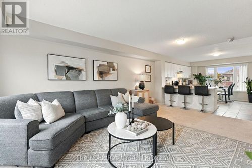 11-250 Sunny Meadow Boulevard, Brampton (Sandringham-Wellington), ON, L6R3Y6 | Card Image