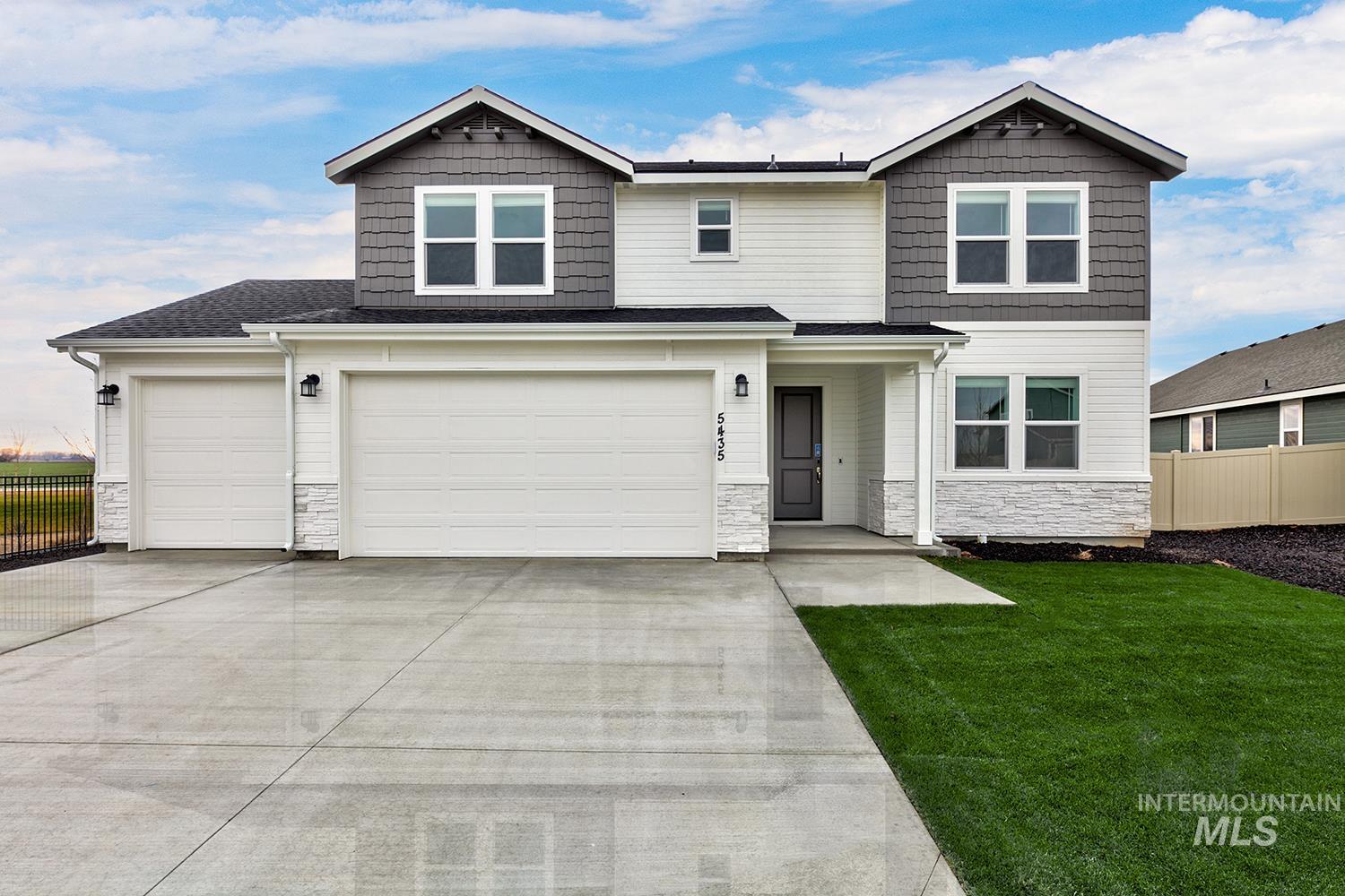 Victoria Falls Dr, Nampa, ID 83686