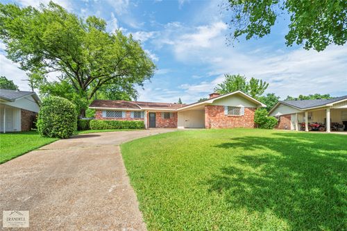 636 Pelican Place, Shreveport, LA, 71105 | Card Image