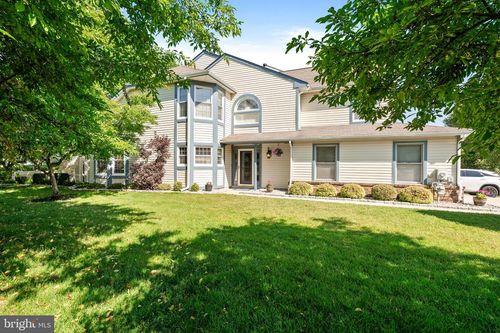 7 Endsleigh Pl, Robbinsville, NJ, 08691-3020 | Card Image