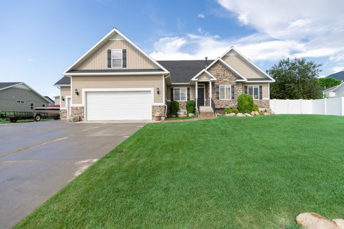 580 N Cherry Ridge Ln, Richmond, UT, 84333-6703 | Card Image