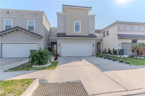 2306 Corales St, Mission, TX, 78573-8522 | Card Image