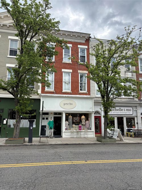 17 N. Broadway N Broadway, Orangetown, NY, 10960 | Card Image