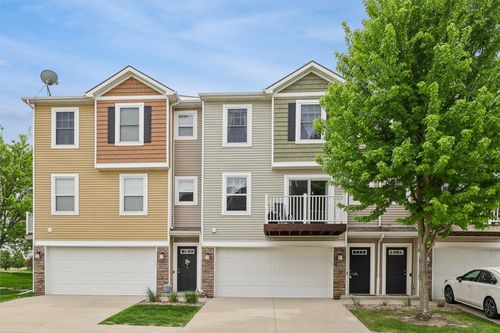 4845 Ne Mcdougal Ln, Ankeny, IA, 50021-6855 | Card Image