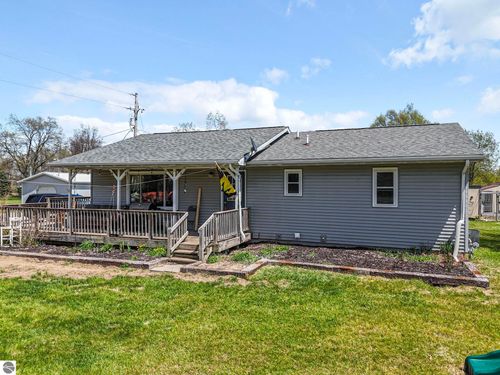 3821 S 39 Rd, Cadillac, MI, 49601-9126 | Card Image