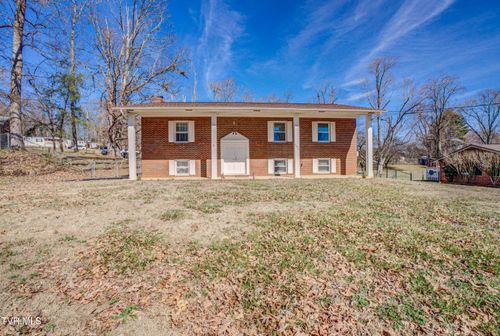 1806 Delwood Cir, Greeneville, TN, 37745-1536 | Card Image