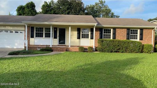 405 Thomas Dr, Jacksonville, NC, 28546-7234 | Card Image