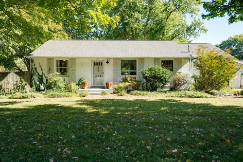 498 Whispering Hills Dr, Nashville, TN, 37211-5342 | Card Image