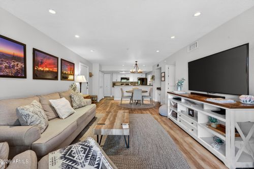 342-7777 E Main St, Scottsdale, AZ, 85251-4642 | Card Image