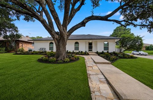 1870 El Paso St, Lewisville, TX, 75077-2714 | Card Image