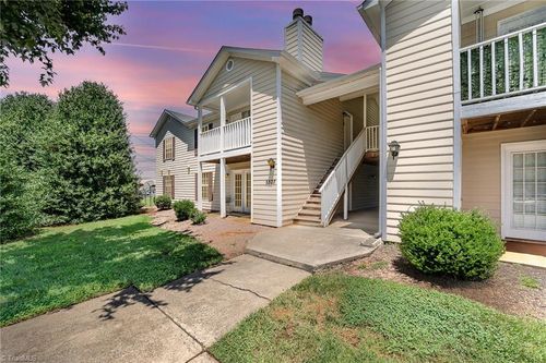 unit-f-5527 Hornaday Rd, Greensboro, NC, 27409-2960 | Card Image