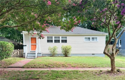 1531 W 41st St, Norfolk, VA, 23508-2203 | Card Image