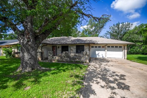 4614 Bundyhill Dr, Austin, TX, 78723-6112 | Card Image