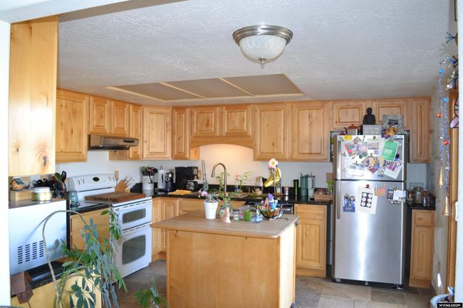 165 Richard St, House other with 3 bedrooms, 2 bathrooms and null parking in Mountain View WY | Image 4
