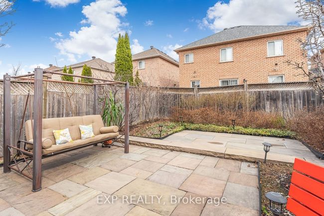 16 La Pinta St, House attached with 3 bedrooms, 3 bathrooms and 2 parking in Maple ON | Image 37