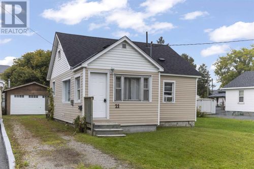 21 Cameron Ave, Sault Ste. Marie, ON, P6B4W6 | Card Image