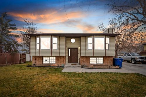 3898 W Bentoak Dr, West Valley City, UT, 84120-6310 | Card Image