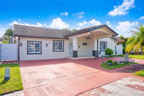 17075 Sw 145th Ave, Miami, FL, 33177-6608 | Card Image