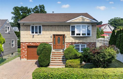 22 Curtis Lane, Yonkers, NY, 10710 | Card Image