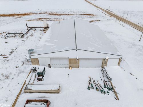 13395 Bell Ave, Riceville, IA, 50466-7182 | Card Image