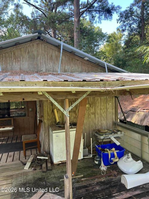 15546 Broadus Road, Saucier, MS, 39574 | Card Image