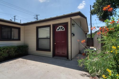 b-1615 Westmoor Dr, Austin, TX, 78723-3142 | Card Image